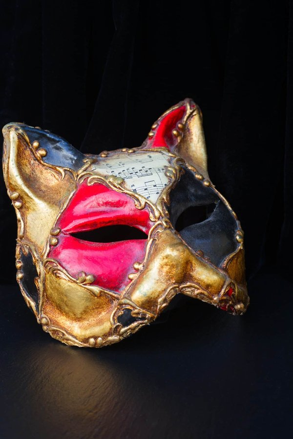 Comment préparer un masque capillaire nourrissant avec de l'huile d'argan et du miel?